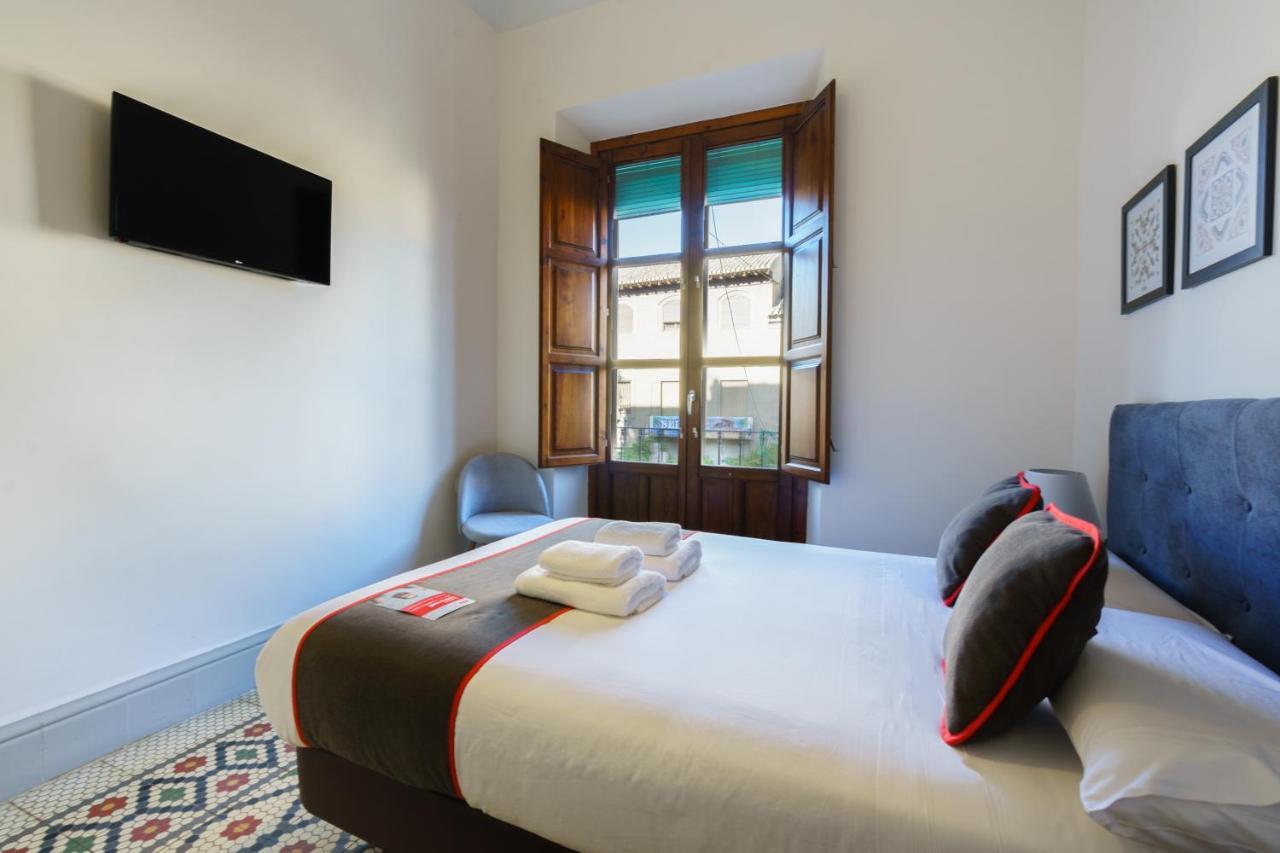 Double Room Private External Bathroom